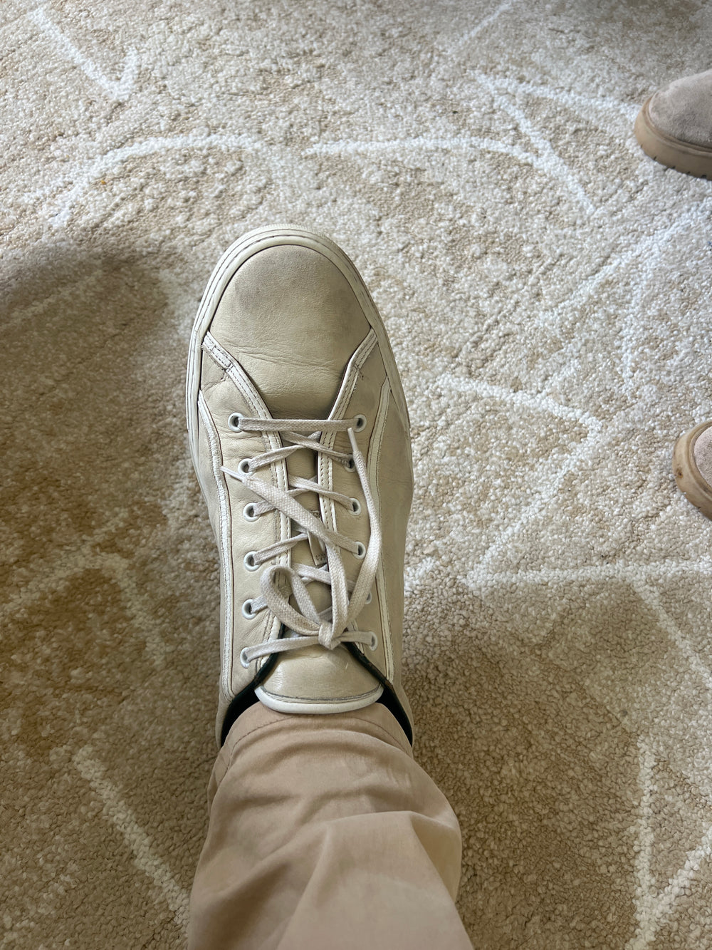 This is my favorite pair of sneakers - original photo